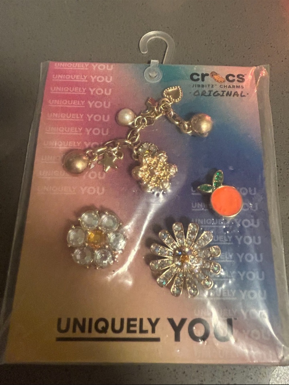 CROCS Orange Fruit & Gold Floral Jibbitz Charm Set